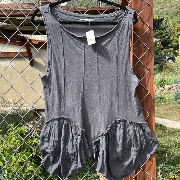 Free People Tops - Free people long tank top